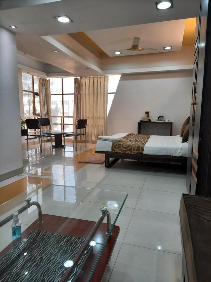 Hotel Grand Suites Индор Екстериор снимка